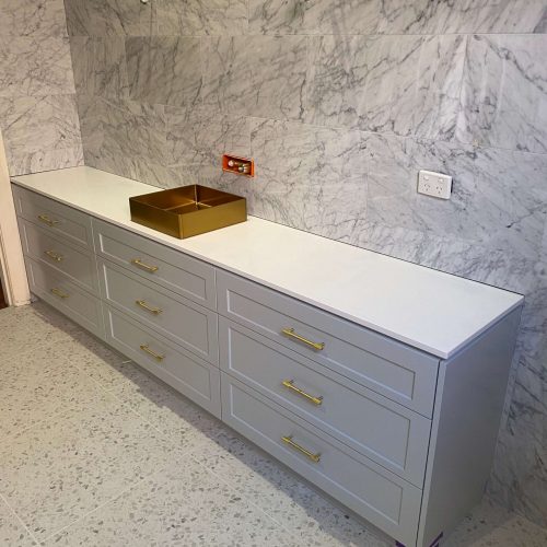 vanity with drawers